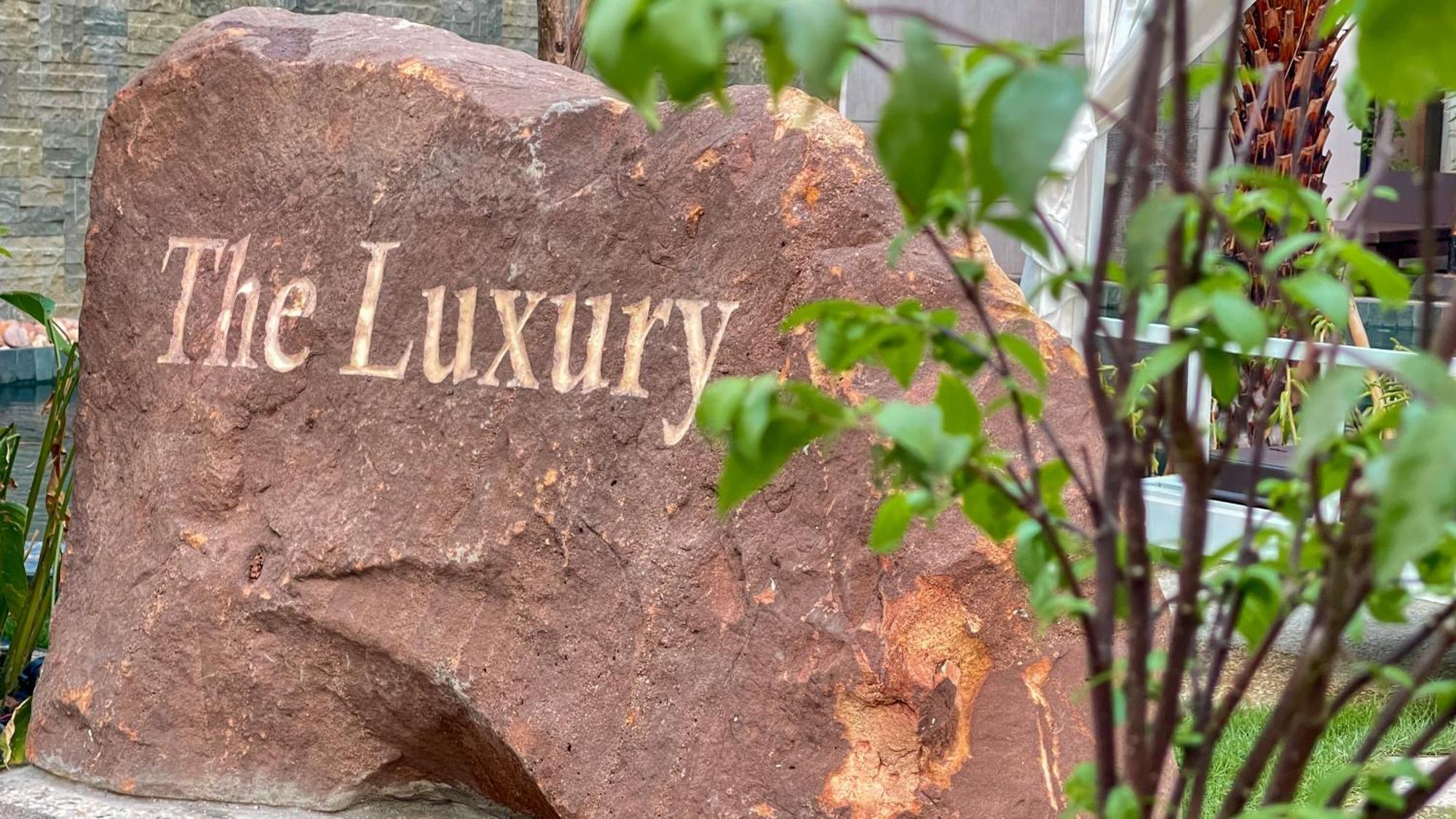 The Luxury Ξενοδοχείο Σιέμ Ρέαπ Εξωτερικό φωτογραφία